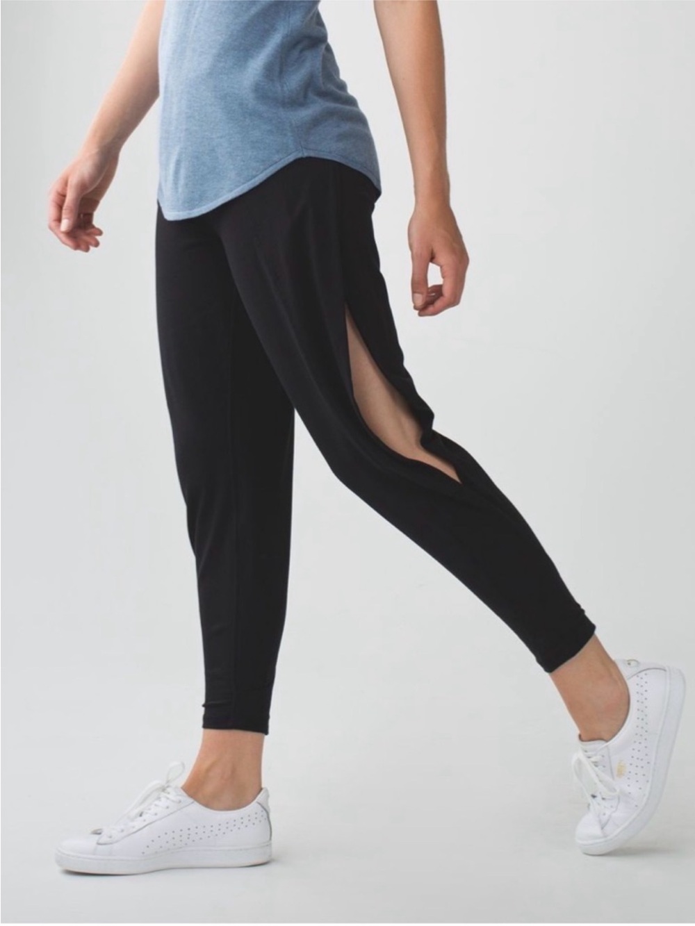 Lululemon Women’s Black Open Side Slit Joggers Size 4 Athletic Lounge Pants